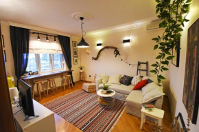 Отель Charming Flat with Soul  Белград